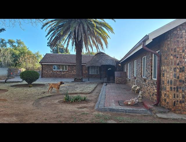 3 BEDROOM HOUSE FOR SALE IN WALDRIFT